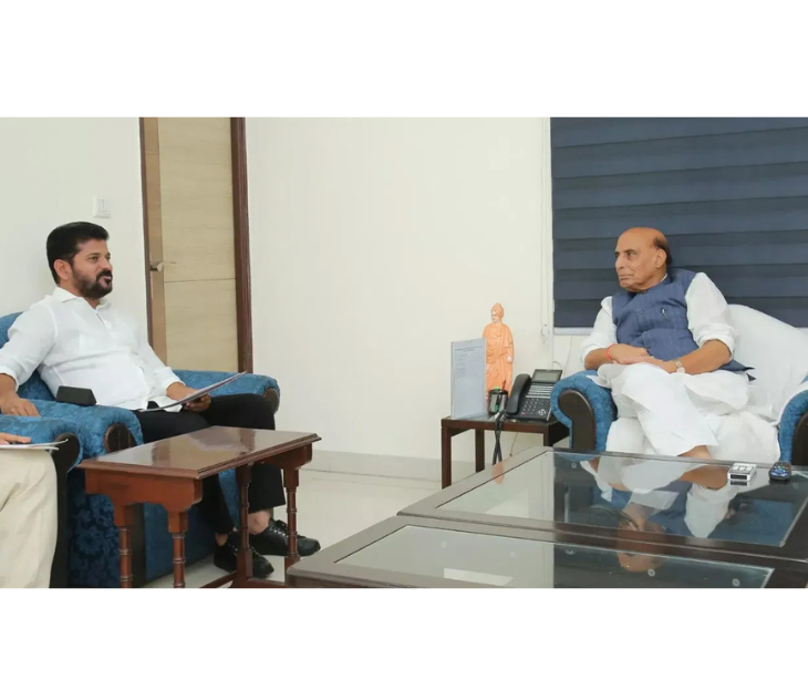రాజ్‌నాథ్‌తో రేవంత్ భేటీ.. తెలంగాణకు కీలక ప్రాజెక్టులపై చర్చ!