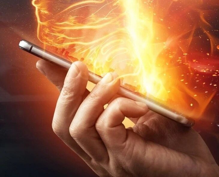 మండుతున్న ఎండలో ఫోన్ హీట్ అవుతోందా? పరిష్కారాలు ఇవే